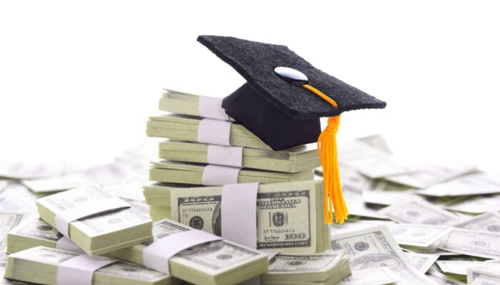 4 Ways to Pay for Your Online Bachelors Degree